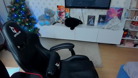 Max online show from January 2025 01:21:02 AM