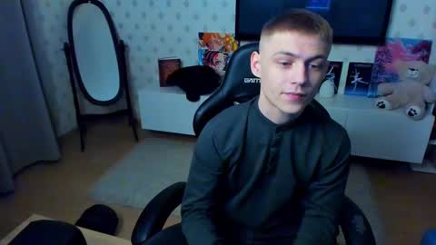 Max online show from February 2025 02:50:02 AM