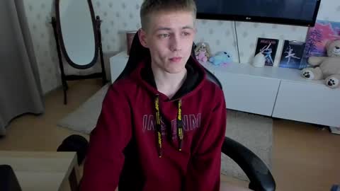 Max online show from February 2025 10:37:01 PM