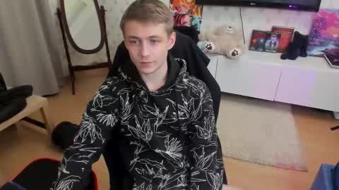 Max online show from November 2025 11:49:02 PM