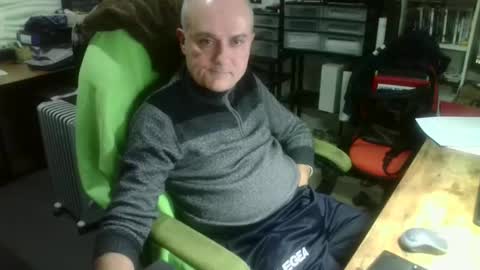 ernello online show from December 2025 09:22:02 PM