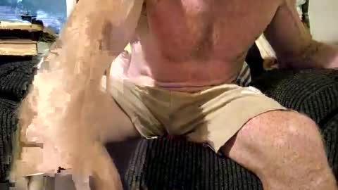 Snapshot of erniemac1 chatting on May 2026 09:42:02 PM erniemac1 online show from May 2026 09:42:02 PM