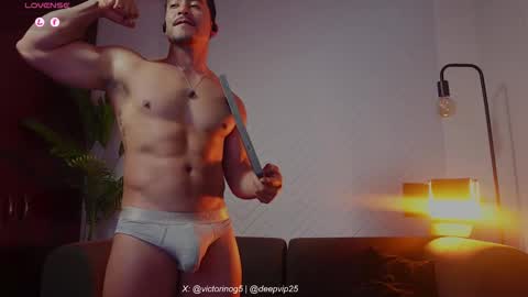 eroswolf online show from May 2026 09:01:02 PM