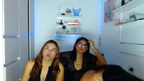 Snapshot of erotic_spa chatting on May 2026 10:18:02 PM EROTIC SPA online show from May 2026 10:18:02 PM