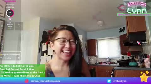 Snapshot of eroticalynn chatting on September 2025 08:00:02 PM Lynn online show from September 2025 08:00:02 PM