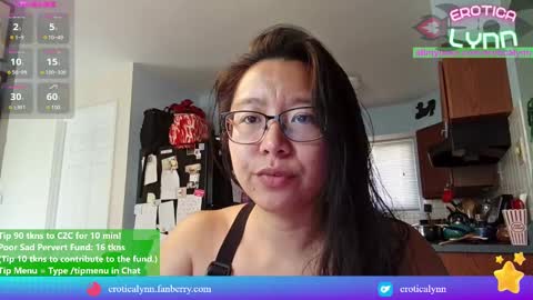 Lynn   online show from October 2025 07:01:01 PM