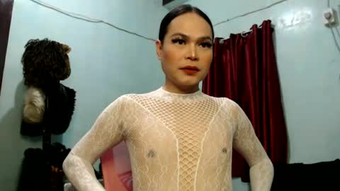 Snapshot of eroticmistress chatting on June 2026 05:22:01 PM Sara Lung online show from June 2026 05:22:01 PM