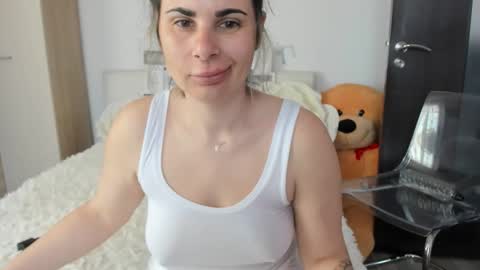 Snapshot of eroticsensualkitty4u chatting on April 2026 06:22:02 AM eroticsensualkitty4u online show from April 2026 06:22:02 AM