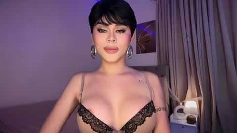 Snapshot of erotictsmonica chatting on July 2026 06:23:01 PM monica online show from July 2026 06:23:01 PM
