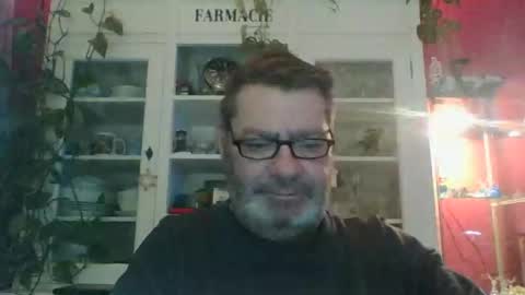 Erwins room welcome sound on online show from January 2025 02:11:02 AM
