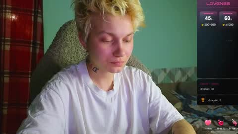 Snapshot of esajukyy chatting on December 2024 01:00:02 PM esajukyy online show from December 2024 01:00:02 PM