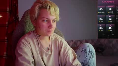 Snapshot of esajukyy chatting on February 2025 02:37:01 PM esajukyy online show from February 2025 02:37:01 PM