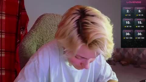 Snapshot of esajukyy chatting on February 2025 03:49:01 PM esajukyy online show from February 2025 03:49:01 PM