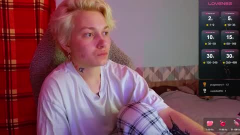 Snapshot of esajukyy chatting on March 2025 07:37:01 PM esajukyy online show from March 2025 07:37:01 PM