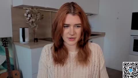 Snapshot of eshleeeygreen chatting on March 2026 07:23:01 AM EshleGreen online show from March 2026 07:23:01 AM