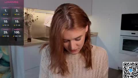 Snapshot of eshleeeygreen chatting on March 2026 08:19:01 AM EshleGreen online show from March 2026 08:19:01 AM