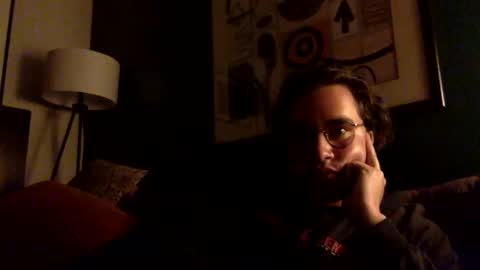 esiiiiis online show from April 2026 12:02:01 PM