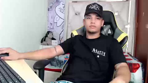 Snapshot of eskayler_ chatting on September 2025 05:02:02 PM eskayler_ online show from September 2025 05:02:02 PM