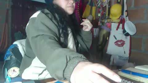 Snapshot of eskelaswd chatting on December 2025 06:08:02 AM Eskela911 online show from December 2025 06:08:02 AM