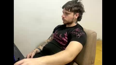 eskol212 online show from February 2026 06:29:02 AM