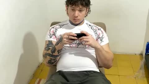 eskol212 online show from February 2026 01:57:02 AM