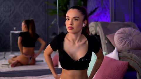 Raluca  online show from December 2024 10:30:01 PM