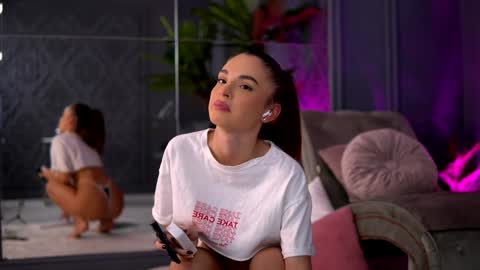 Raluca  online show from December 2024 02:53:01 AM