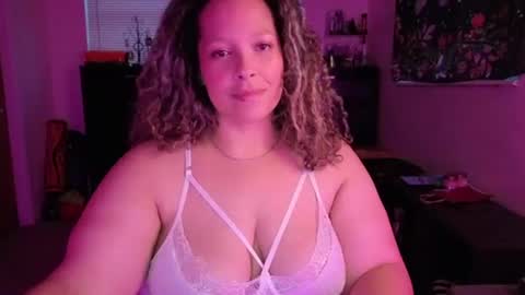 Esme Luv online show from June 2026 12:03:02 AM