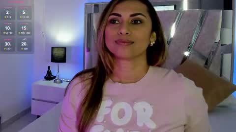 esmerald_golden online show from March 2025 11:44:02 AM