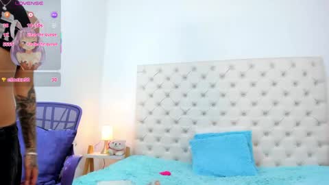 esmeralda  online show from May 2026 03:53:02 PM