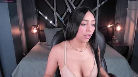 Snapshot of esmeralda__18 chatting on March 2026 07:41:01 PM Esmeralda online show from March 2026 07:41:01 PM