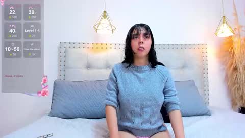 Esmeralda online show from December 2025 07:55:01 PM