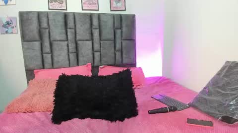 Perla online show from June 2026 11:42:02 AM