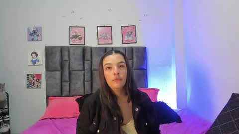 Perla online show from June 2026 06:16:02 AM