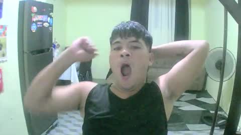 esoteric061299 online show from December 2025 03:17:01 PM