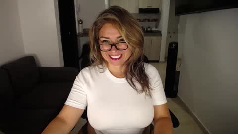 Juliana online show from March 2026 12:05:02 AM