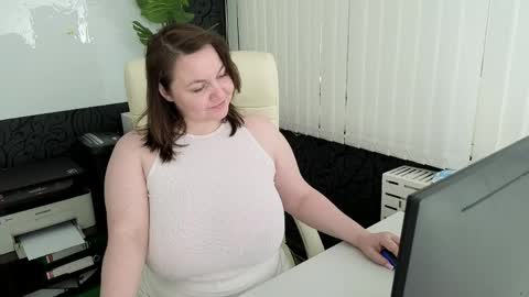 Ava online show from May 2026 02:16:01 AM