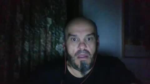 Snapshot of essensualelf chatting on September 2025 10:07:01 AM Essensual Elf online show from September 2025 10:07:01 AM