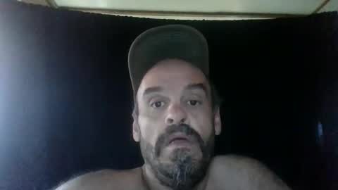 Snapshot of essensualelf chatting on October 2025 10:01:01 PM Essensual Elf online show from October 2025 10:01:01 PM