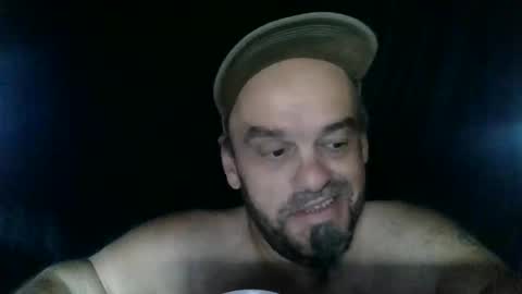 Snapshot of essensualelf chatting on October 2025 09:59:02 PM Essensual Elf online show from October 2025 09:59:02 PM