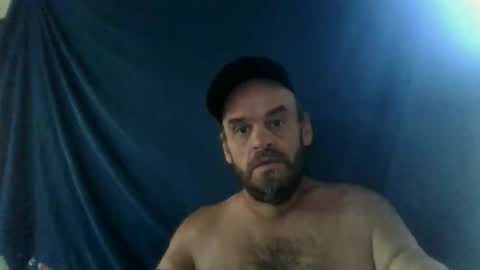 Snapshot of essensualelf chatting on October 2025 09:10:02 PM Essensual Elf online show from October 2025 09:10:02 PM