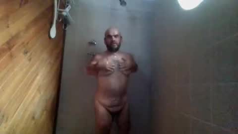 Snapshot of essensualelf chatting on October 2025 06:37:01 AM Essensual Elf online show from October 2025 06:37:01 AM