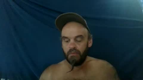 Snapshot of essensualelf chatting on October 2025 05:19:01 AM Essensual Elf online show from October 2025 05:19:01 AM