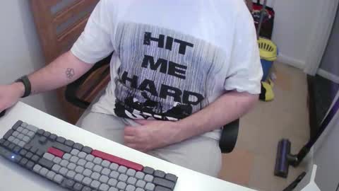 Morph online show from November 2025 08:33:02 PM