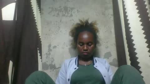 estanie online show from October 2025 08:48:02 AM