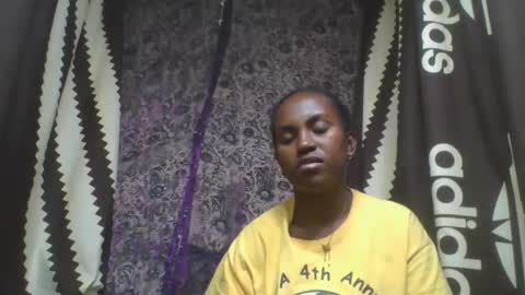 estanie online show from October 2025 07:20:01 PM