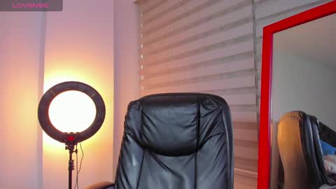 ESTEBAN online show from February 2025 09:23:01 PM