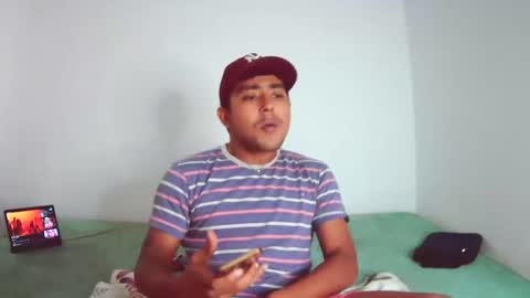 Snapshot of esteban_verg chatting on December 2024 05:26:02 PM wailer1996 online show from December 2024 05:26:02 PM