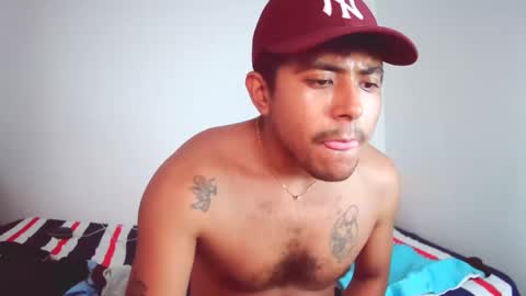 Snapshot of esteban_verg chatting on December 2024 03:16:02 PM wailer1996 online show from December 2024 03:16:02 PM