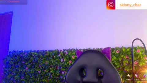 Esteban independent model online show from October 2025 04:51:01 PM